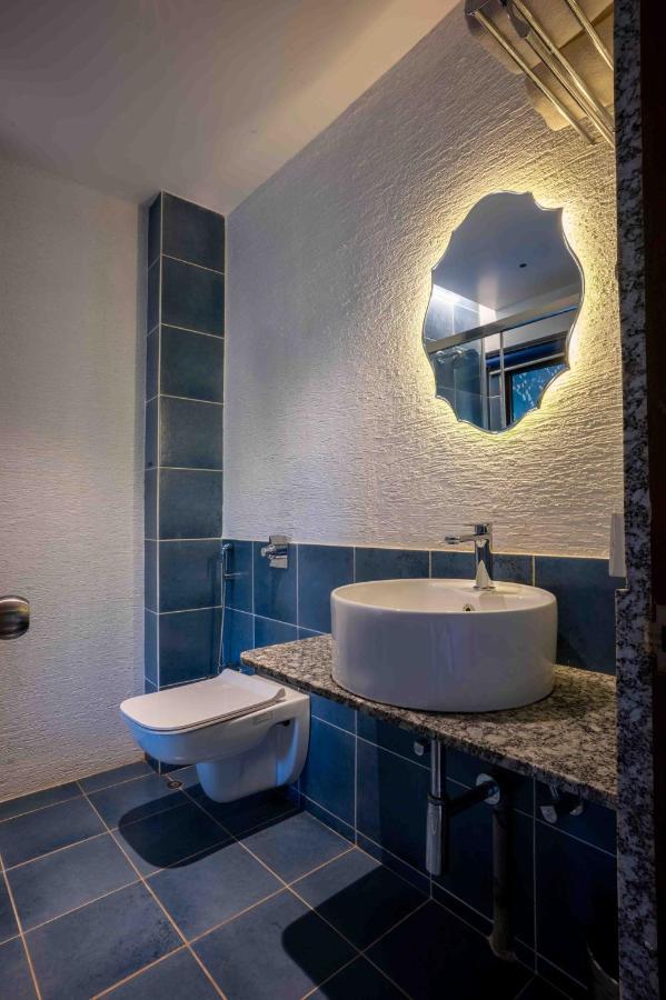 Sonnet - A Boutique Hotel By Lotus Leaf Hotels, Anjuna, Goa Вагатор Экстерьер фото
